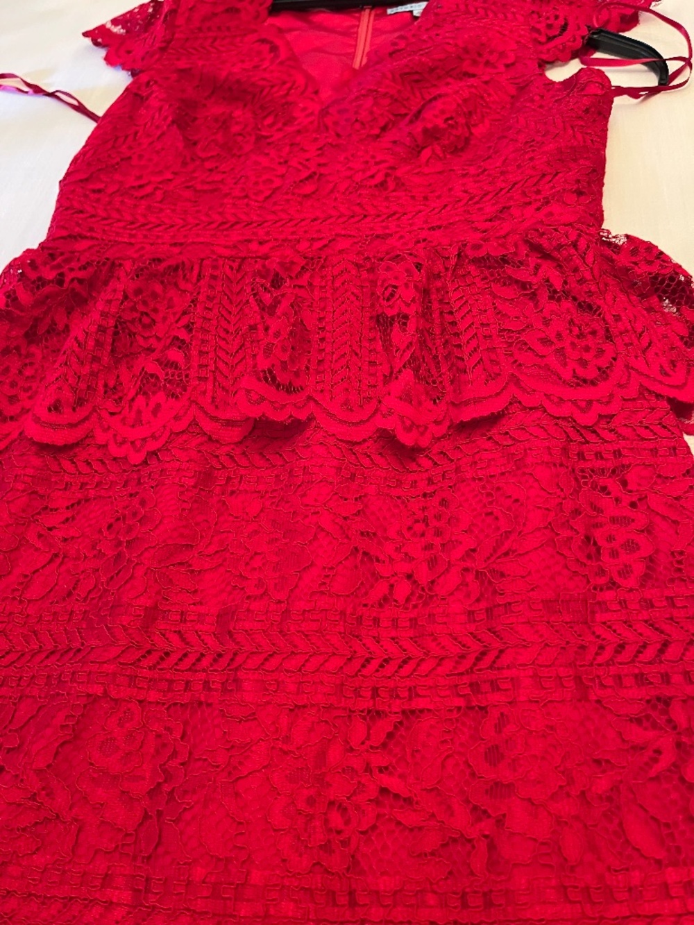 Formal dress - Picture 5 of 8